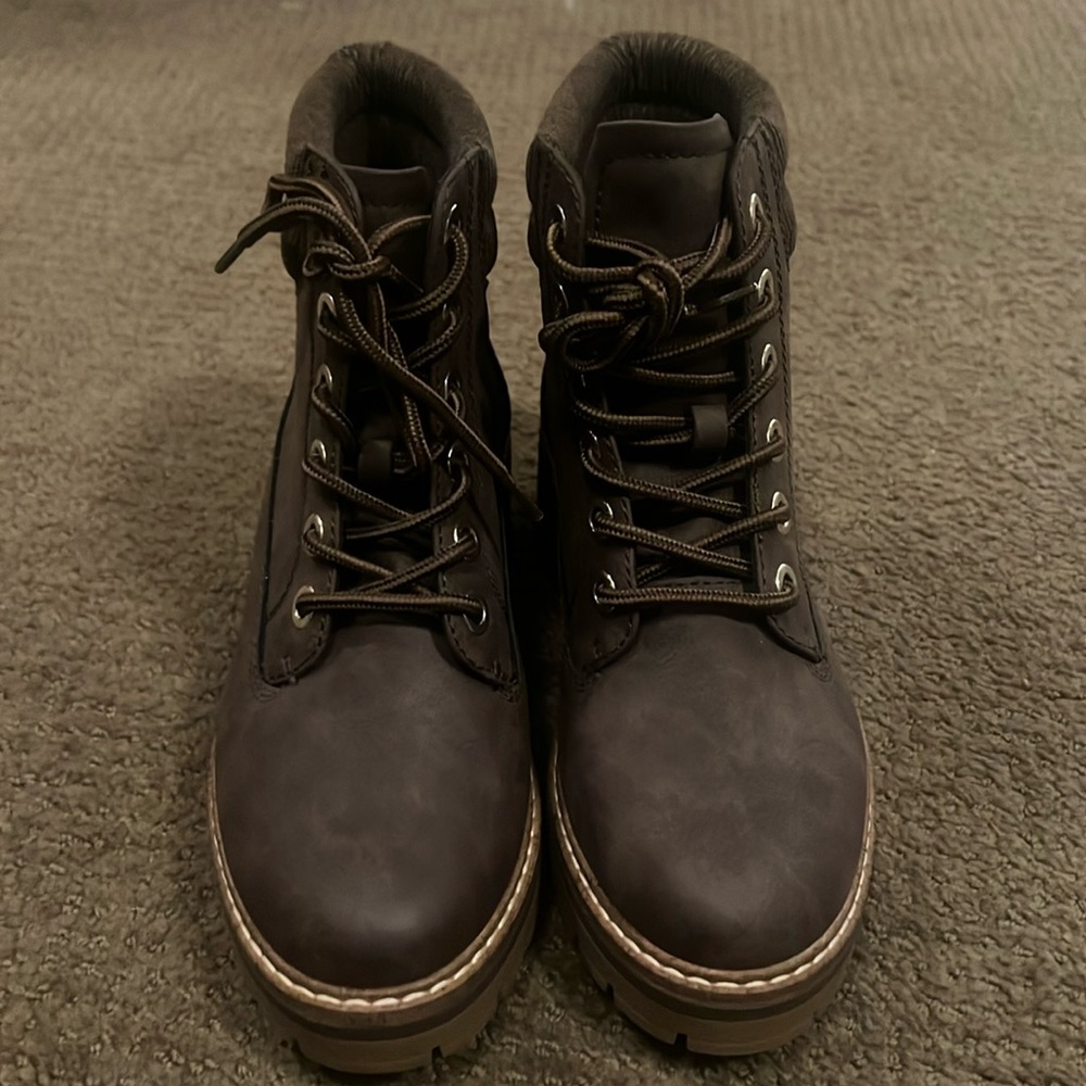 New Brown Boots